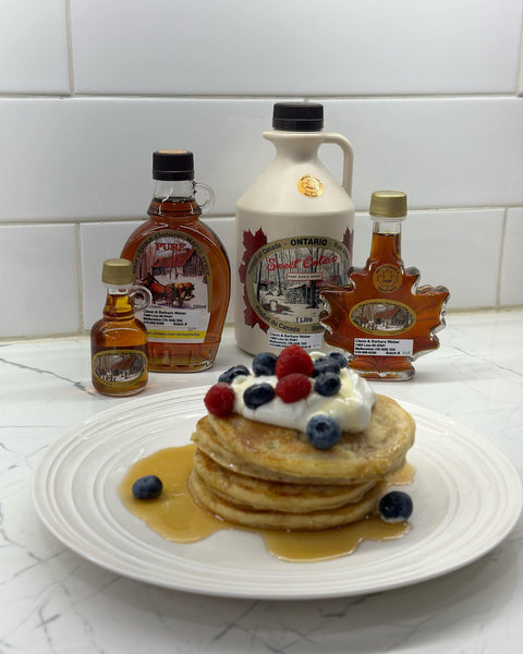 pancakes with maple syrup